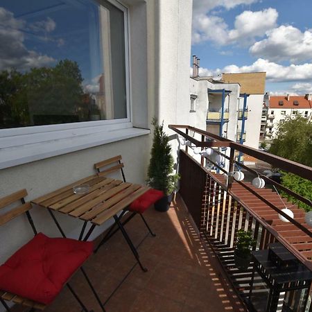 Apartament Rosso Apartman Stary Toruń Kültér fotó