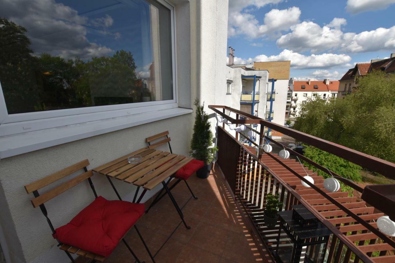 Apartament Rosso Apartman Stary Toruń Kültér fotó