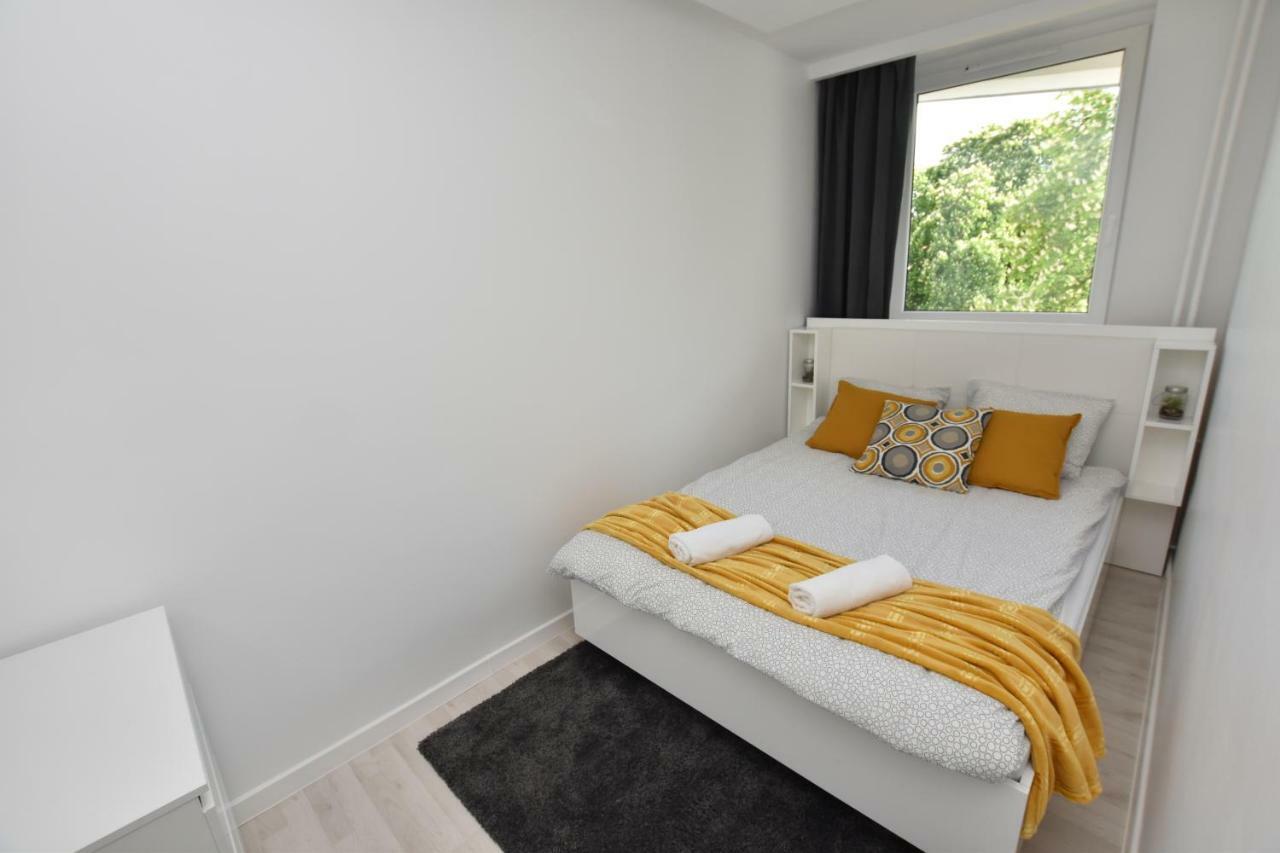 Apartament Rosso Apartman Stary Toruń Kültér fotó